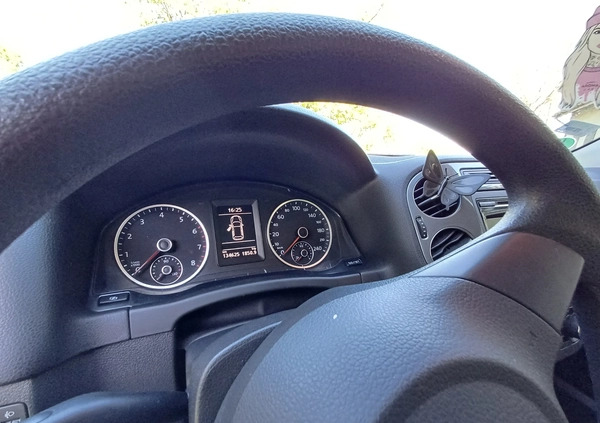Volkswagen Tiguan cena 36999 przebieg: 134000, rok produkcji 2011 z Kraśnik małe 137